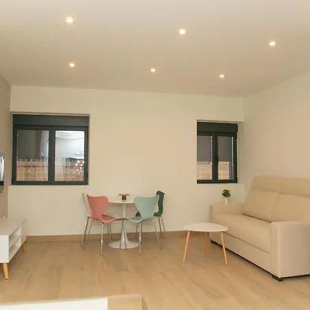 Icaro Apartment Plasencia