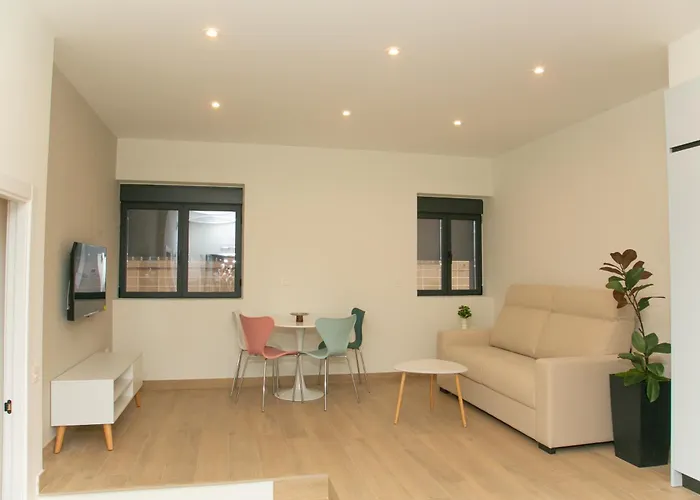 Icaro Apartment Plasencia